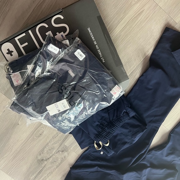 Figs scrubs mens XL Navy Blue - Picture 5 of 6